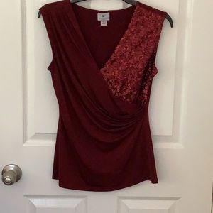 Worthington Wine Red Sleeveless Jersey Knit Sleeveless Sequined Top Size SP